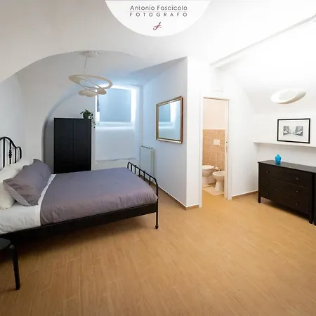 Antica Dimora Lombardi 2 בארי