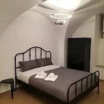 Апартаменти Antica Dimora Lombardi 2 *